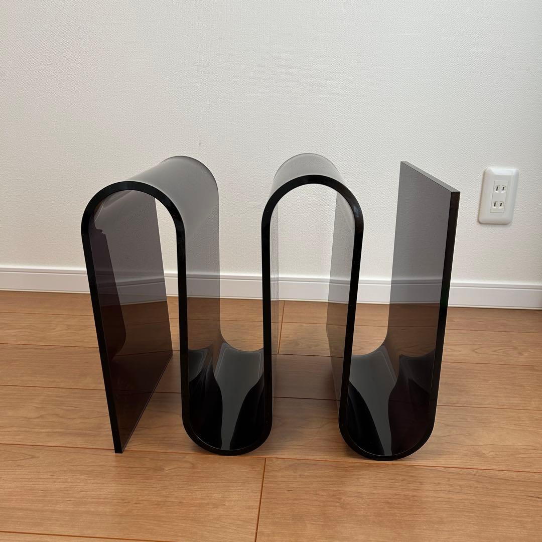 Ｓ字型　透明　黒　アクリル　サイドテーブル　ラック　本棚　北欧　インテリア