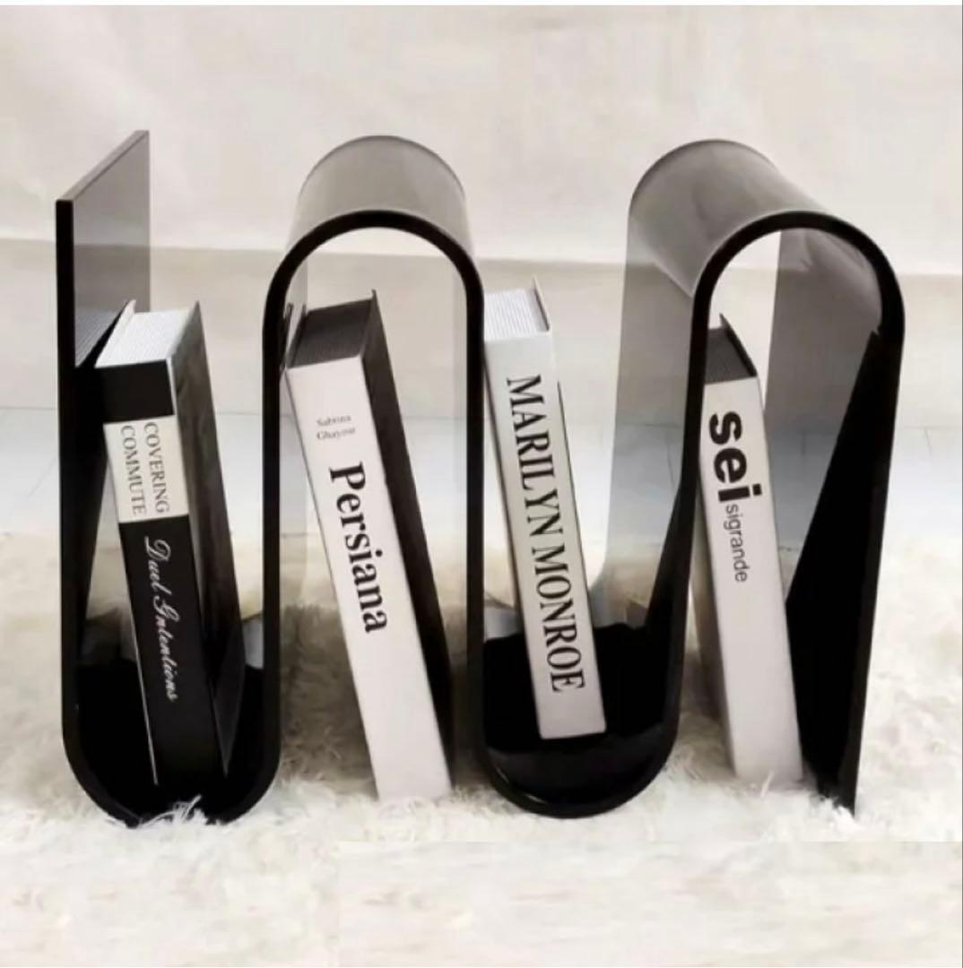 Ｓ字型　透明　黒　アクリル　サイドテーブル　ラック　本棚　北欧　インテリア