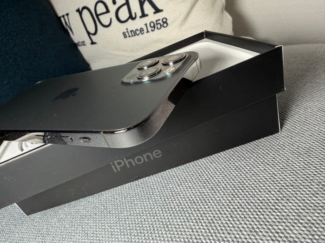 Apple iPhone 12 Pro グラファイト　128GB付属品あり