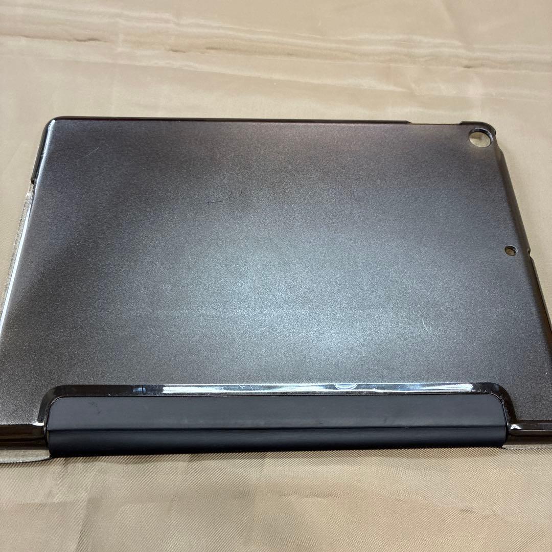 iPad 9.7インチ 第6世代 Wi-Fi+SIMフリー 32GB