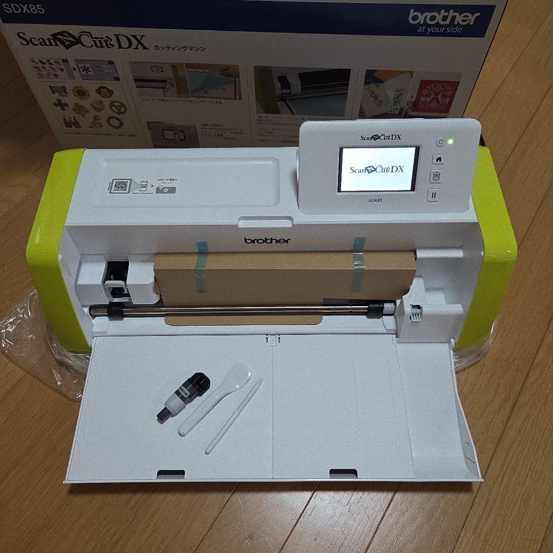 カッティングマシン/brotherスキャンカットDX SDX85/未使用に近い