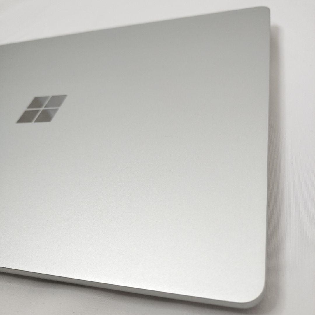 Surface Laptop Go2　KQ8-00017　PC00200051