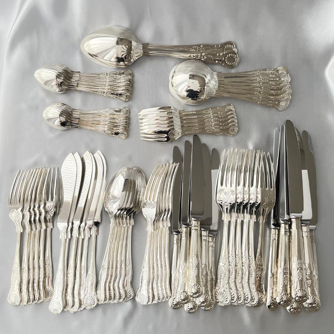 【SPEAR & JACKSON】キングスパターンのディナーフルセット 68本