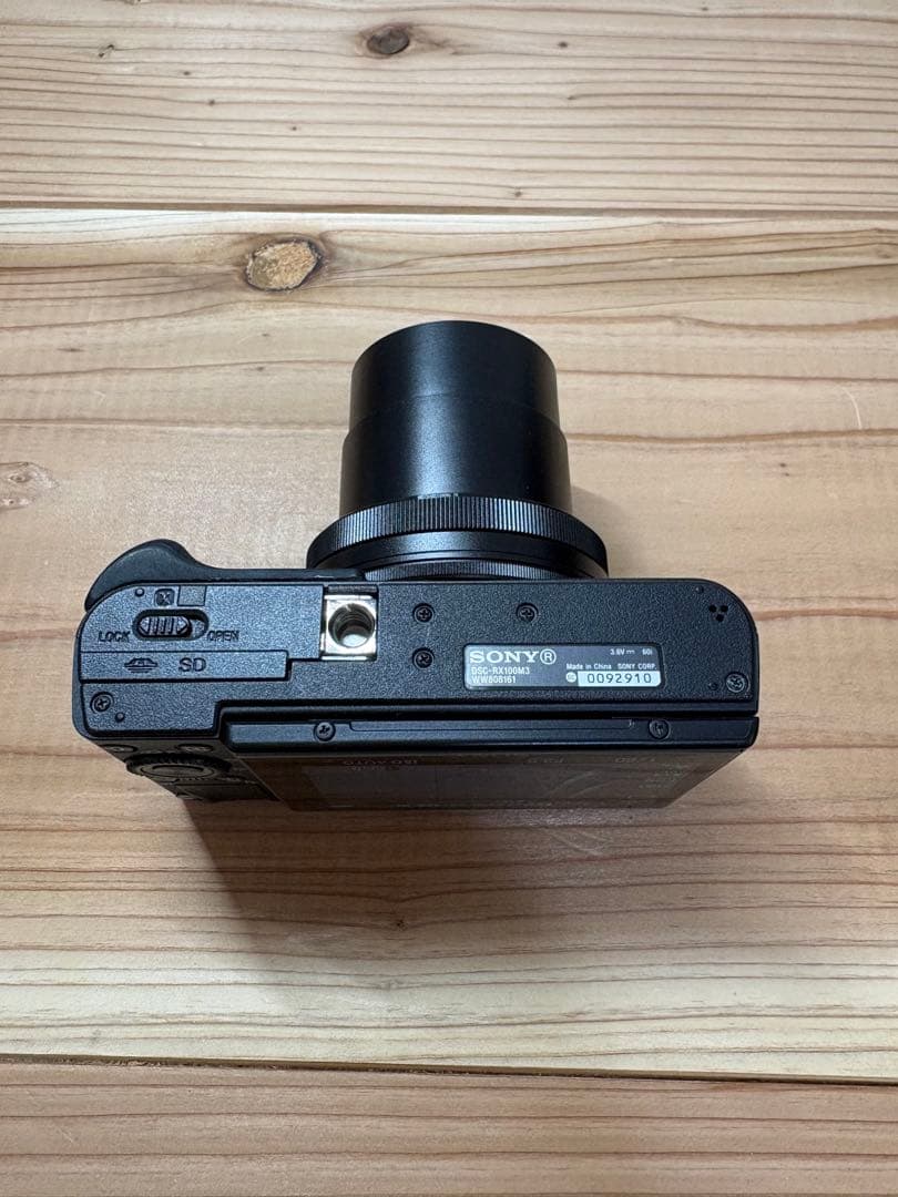デジタルカメラ SONY Cyber-shot RX100M3