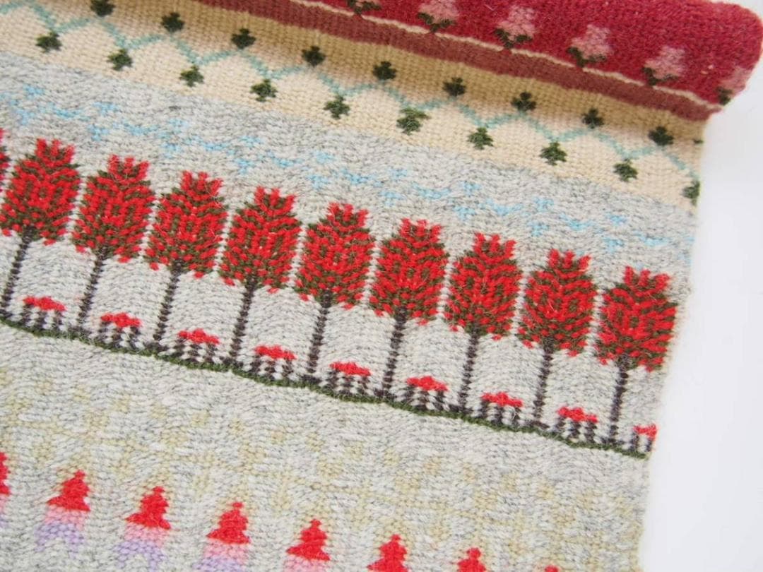 北欧ヴィンテージ★手織りブンデンローゼンゴング織りタペストリー赤い家チューリップ