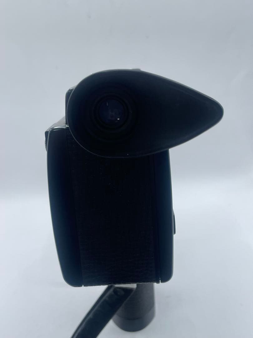 B　Nikon R10 Super ビデオカメラ本体 ケースとフィルム付