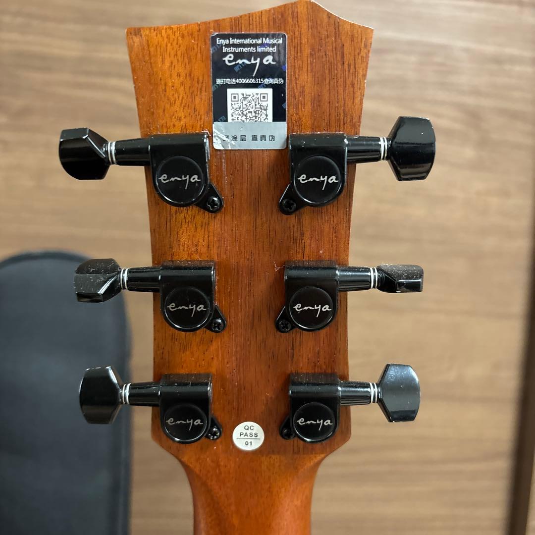 ENYA EM-X1 PRO トランスアコースティックギター　ソフトケース付き