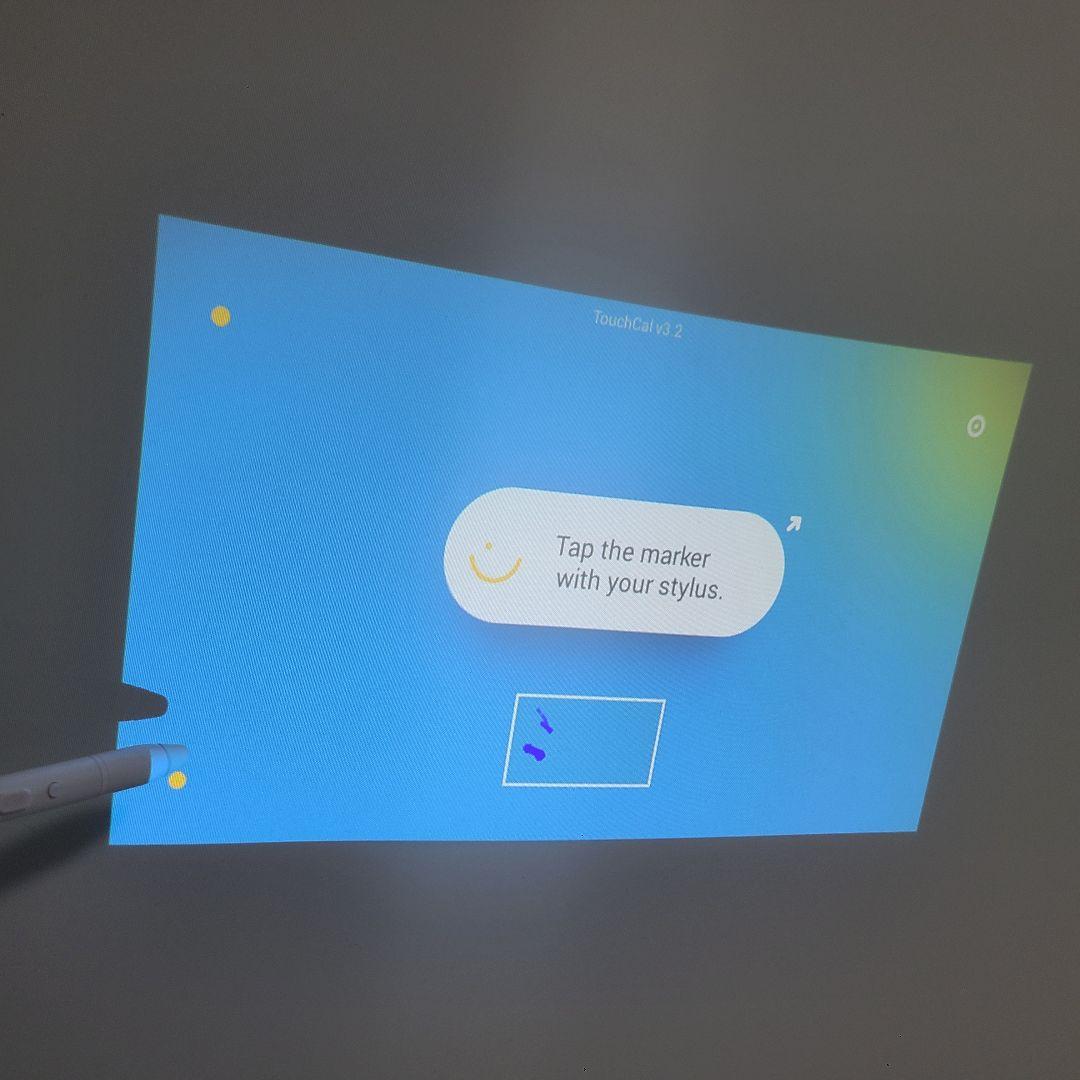 【タッチ操作】スマート　プロジェクター Touchjet Pond　映画　ゲーム