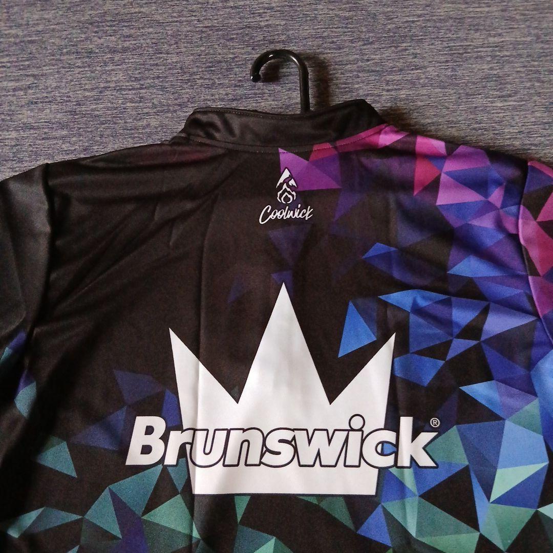 【新品】ボウリングウェア　Brunswick　日本サイズM　ブラック