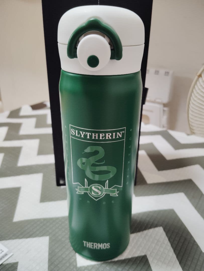 THERMOS SLYTHERIN 水筒 専用ボックス付き