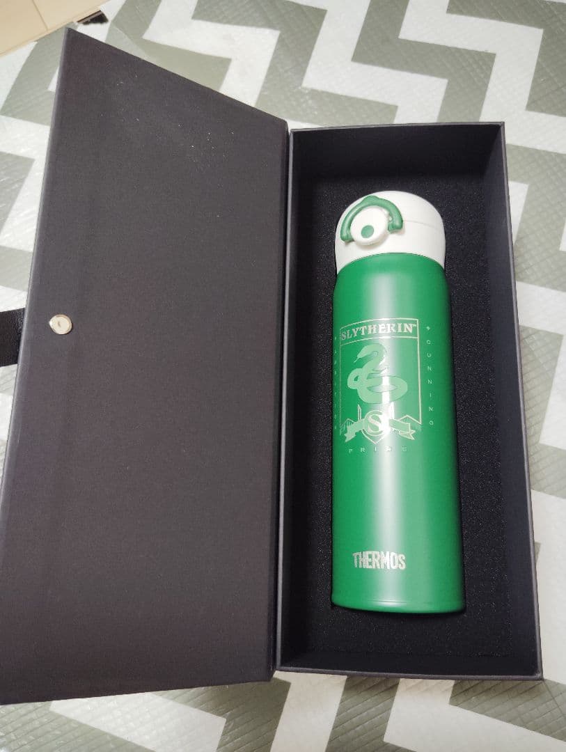 THERMOS SLYTHERIN 水筒 専用ボックス付き