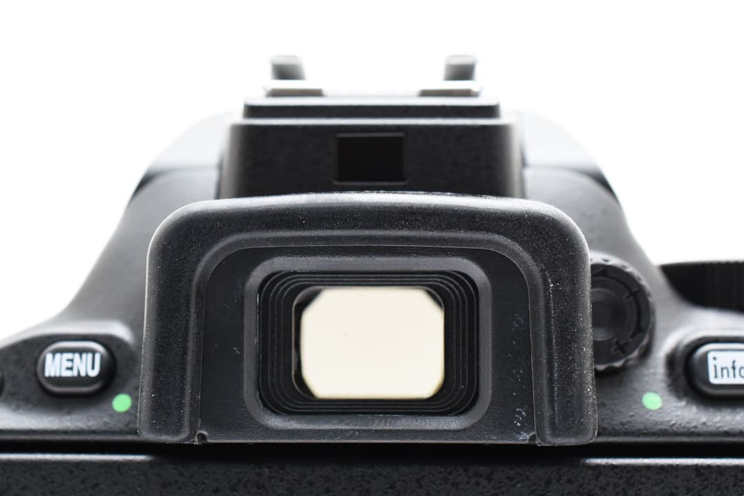 3136ショット Nikon D5500 Wi-Fi レンズセット #8290