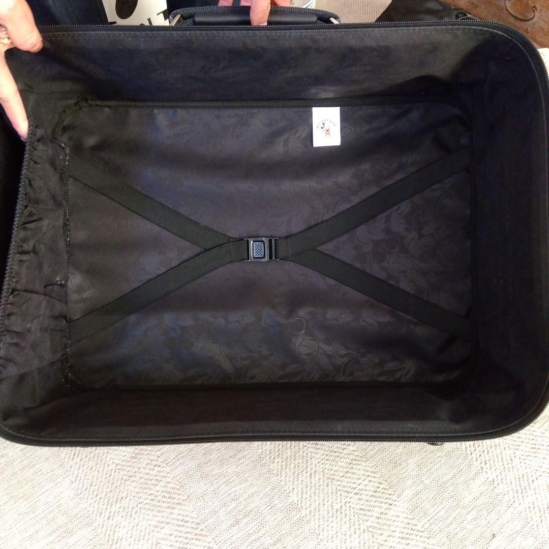 キャリーバック黒　ディズニー