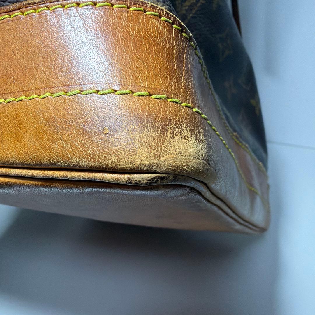 ルイヴィトン　モノグラム　ノエ　巾着　ショルダーバッグ