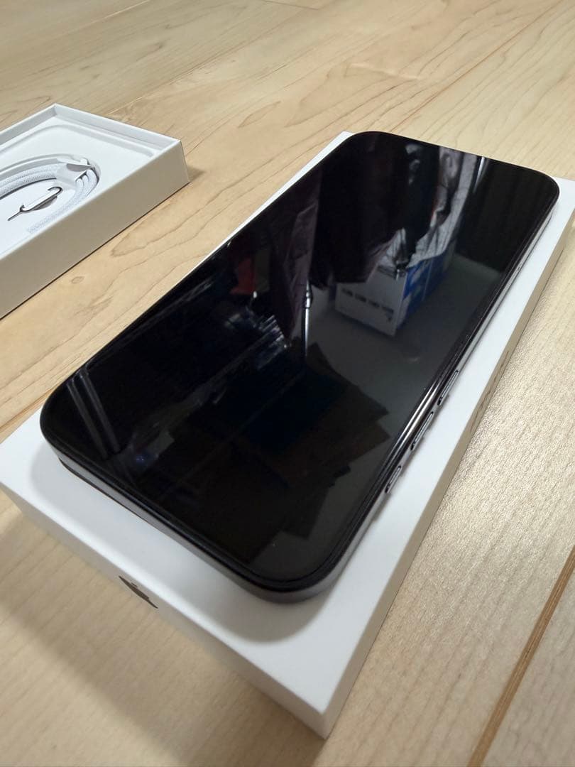 【美品】バッテリー100% iPhone16 Plus 256GB SIMフリー