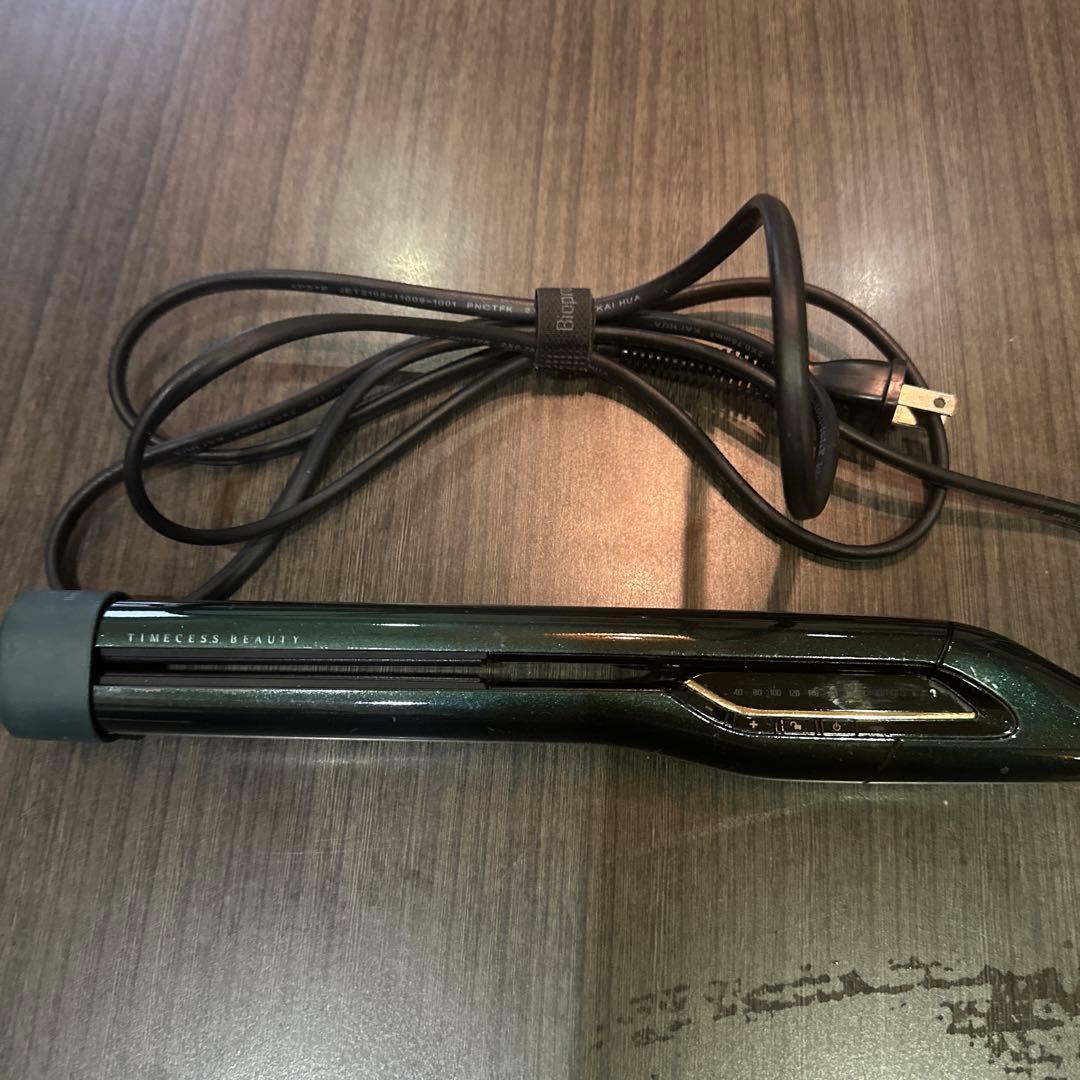 HAIRBEAURON 7D　ストレートアイロン　ヘアビューロン