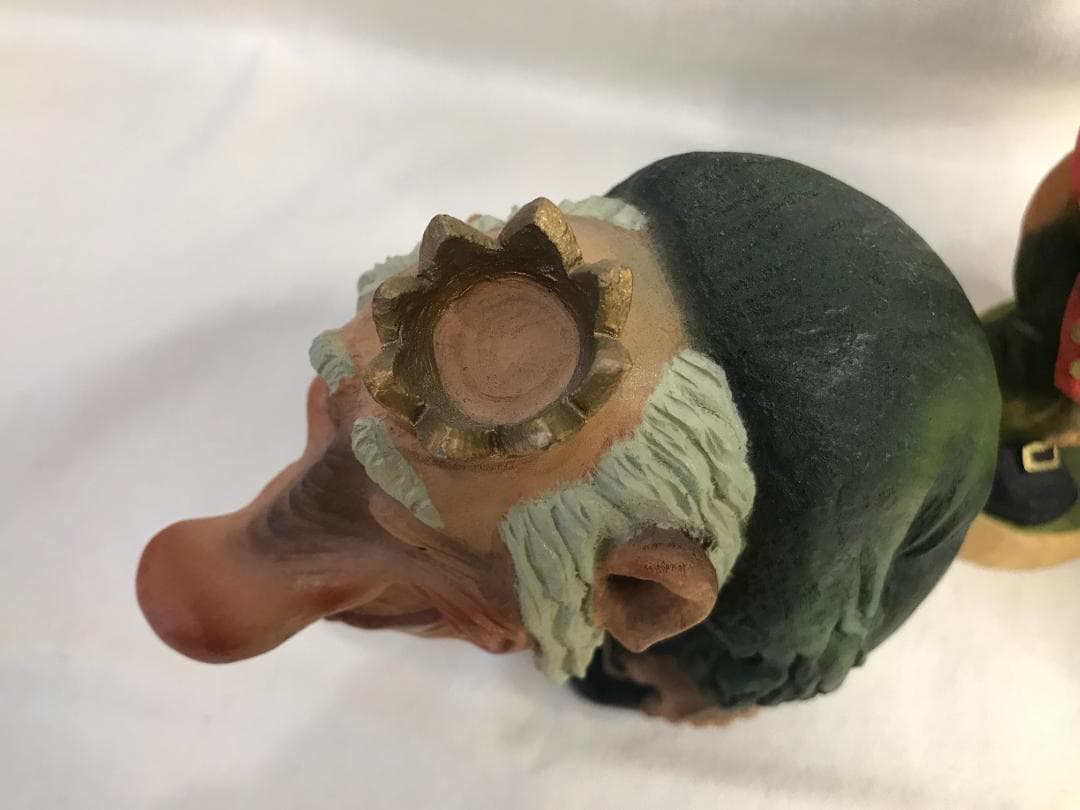 ノルウェー：Henning社 木彫りトロール人形3体セット