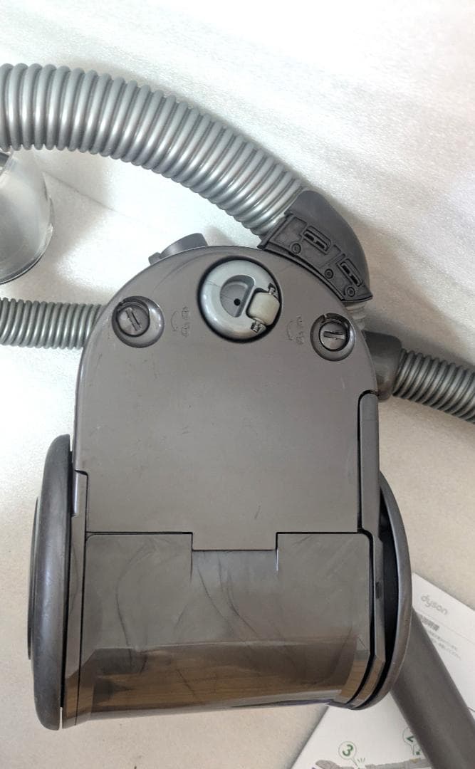 【美品】ダイソン Dyson 掃除機 DC26 本体 パワフル