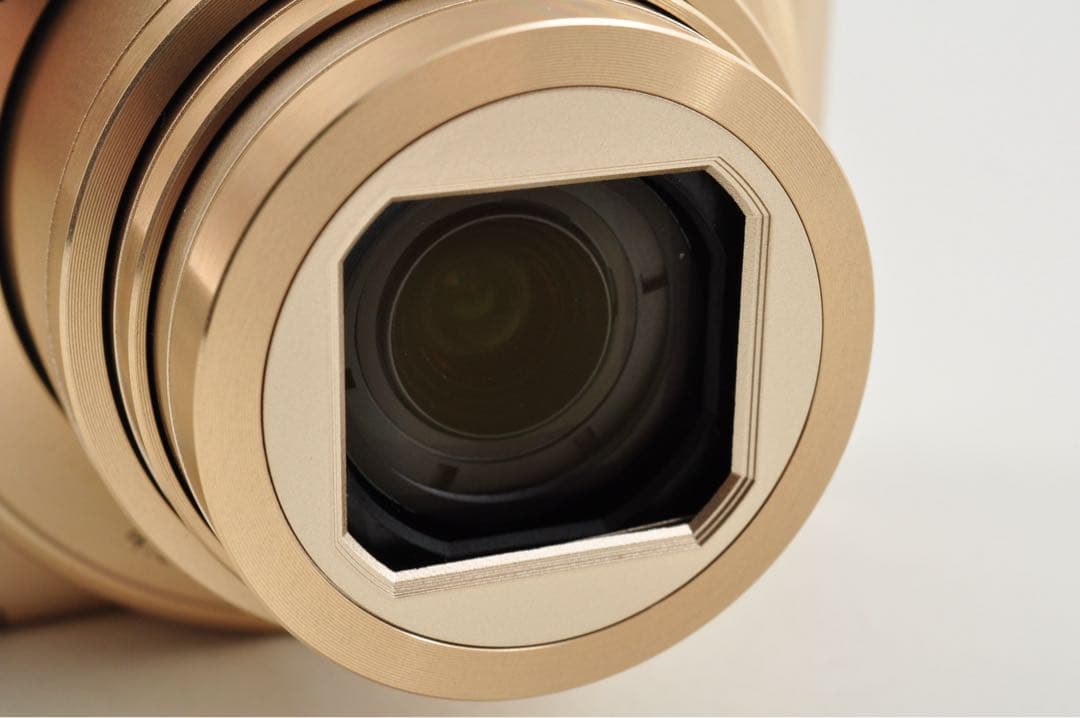 Nikon COOLPIX S7000 ゴールド デジカメ