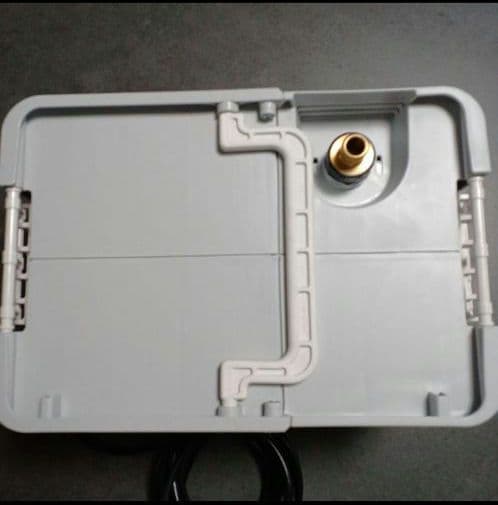 アイリスオーヤマ 高圧洗浄機　タンク　外壁　洗車　網戸　アウトドア　年末　大掃除