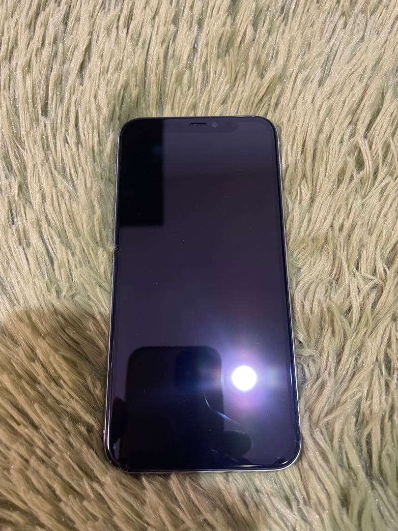 美品iPhone 11 Pro 256GB シルバー SIMフリーサブやゲーム等