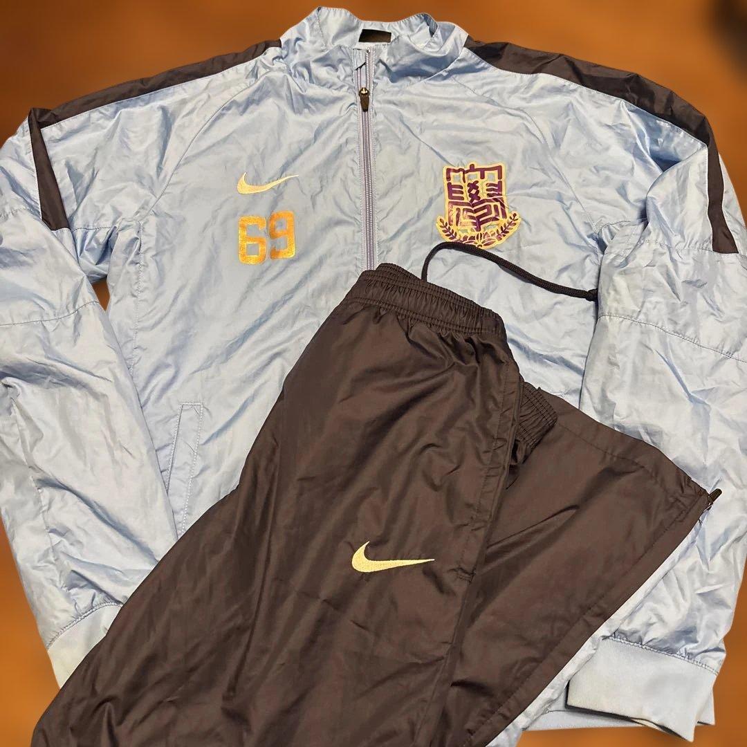 Nike 札幌大学サッカー部　ウインドブレーカー