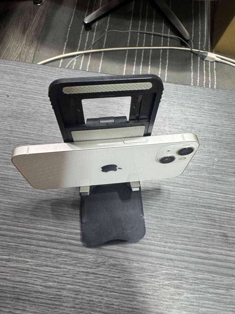 美品 iPhone13 128GB 白　SIMフリー　90%