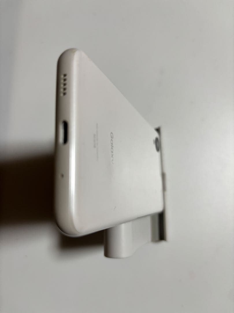 SCG18 SAMSUNG Galaxy A23 5G au ホワイト