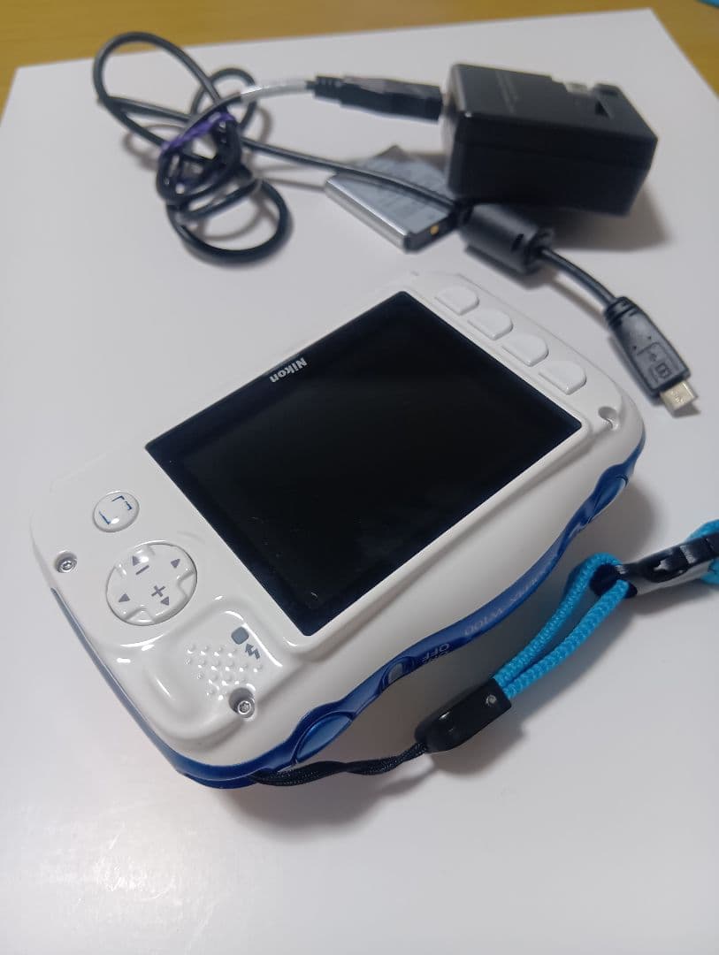 【限定カラー】Nikon COOLPIX W100 マリンカラー 防水コンデジ
