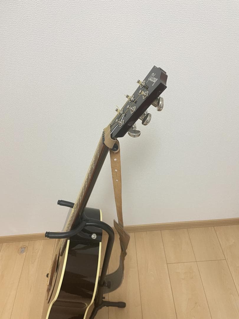 ロビGibbonJ45Standard2017年製