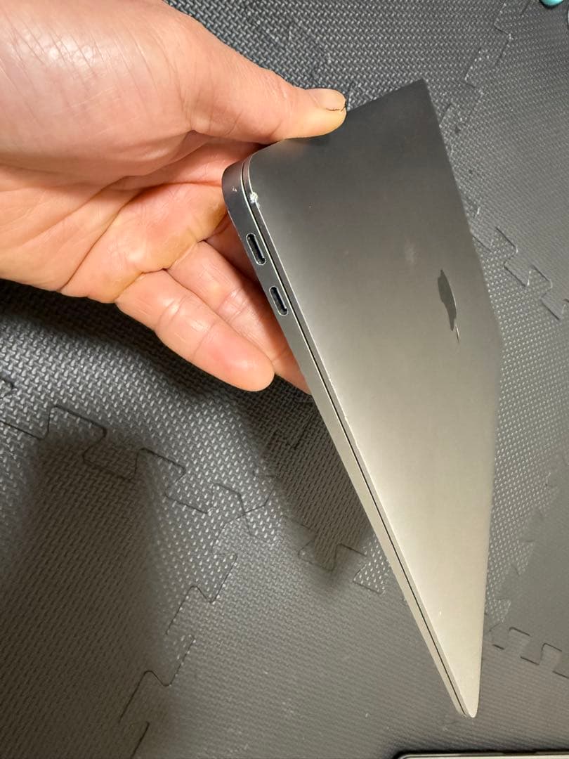 MacBook本体 MacBookAir 13 inch Corei7 512GB 16GB