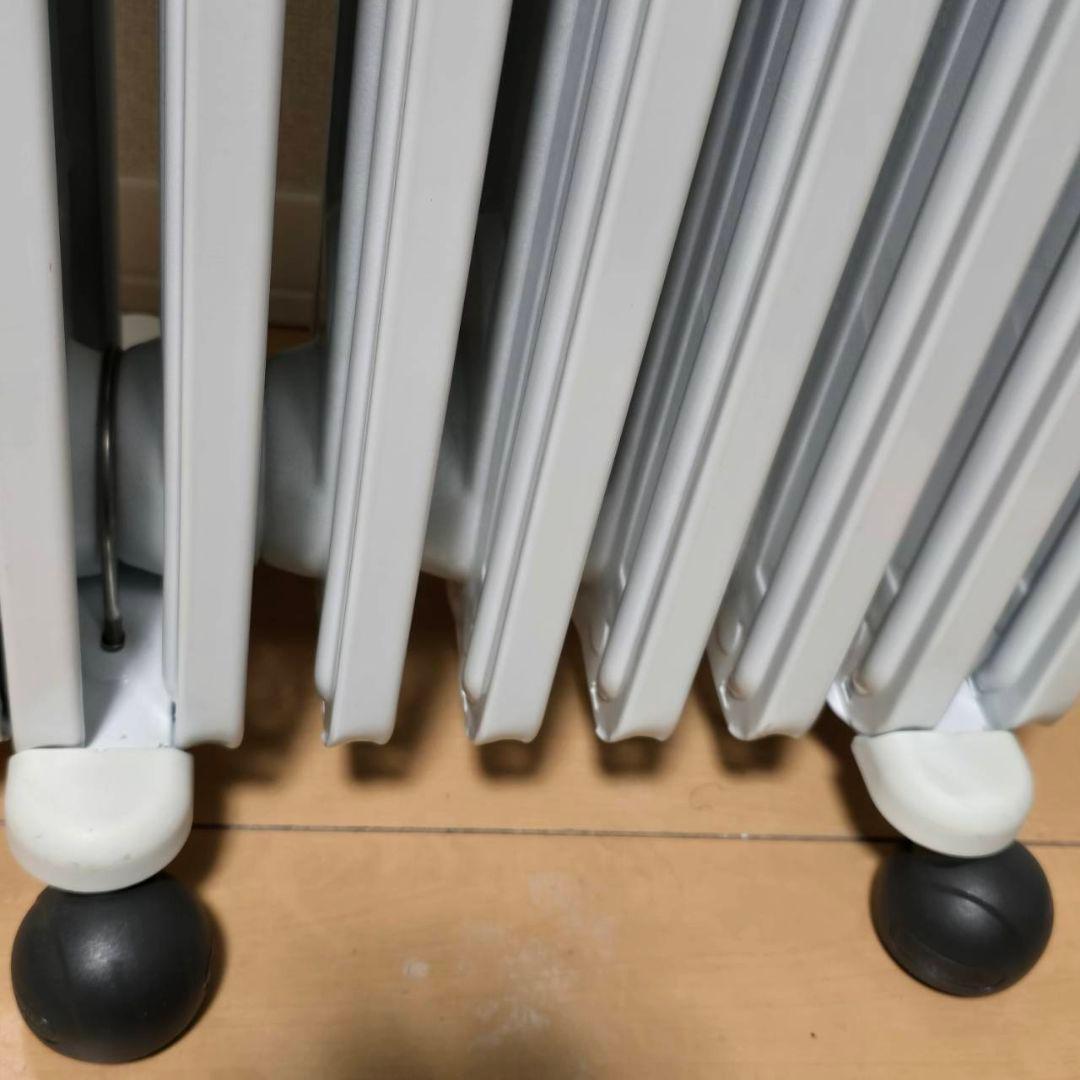 本日限定値下げデロンギオイルヒータ－RHJ35M0812-DG美品