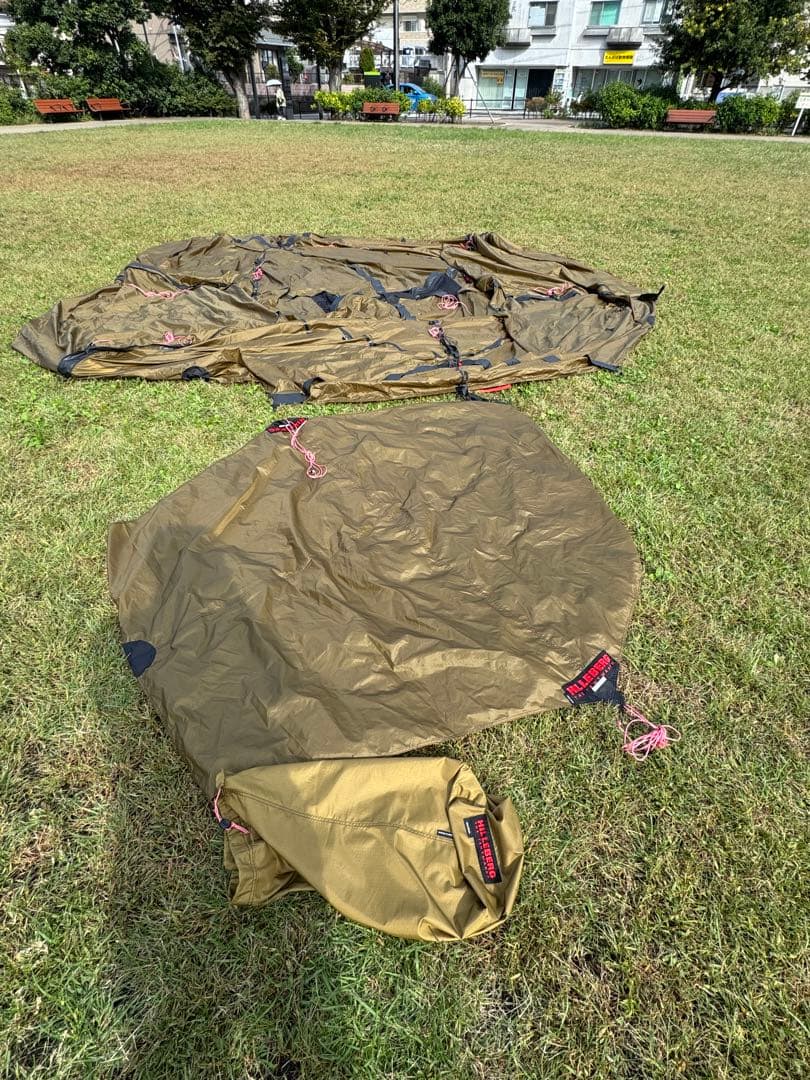 アトラス中古+ベスタビュール中古　ヒルバーグ　hilleberg サンド