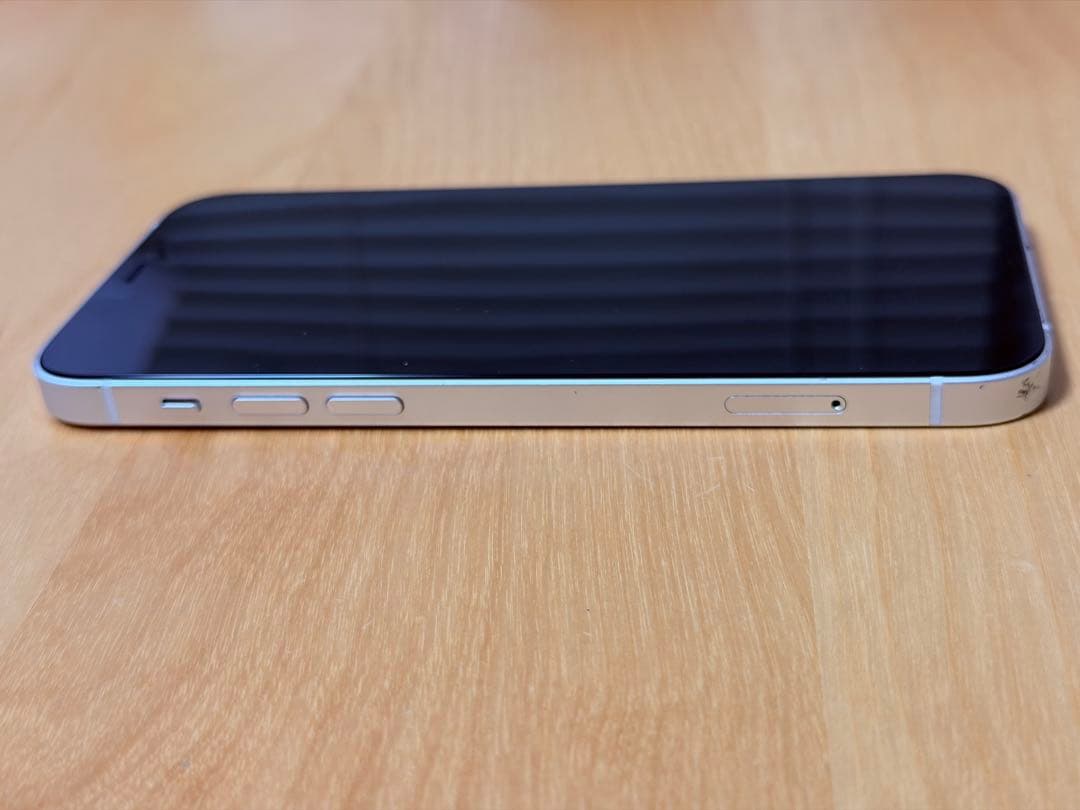 iPhone 12 ホワイト 128GB バッテリー100% SIMフリー