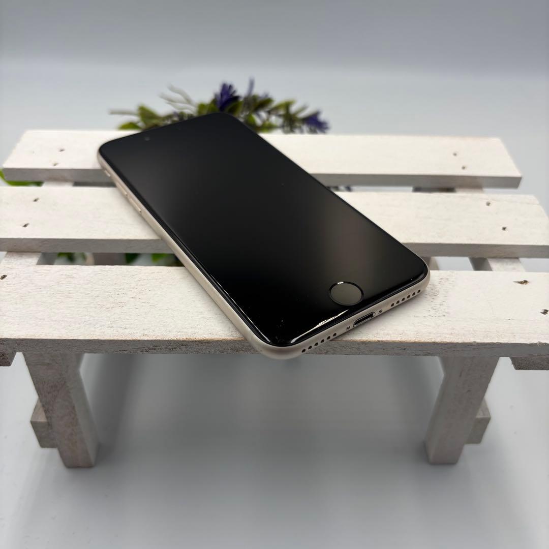 【美品】iPhone SE第3世代 64GB スターライト 5