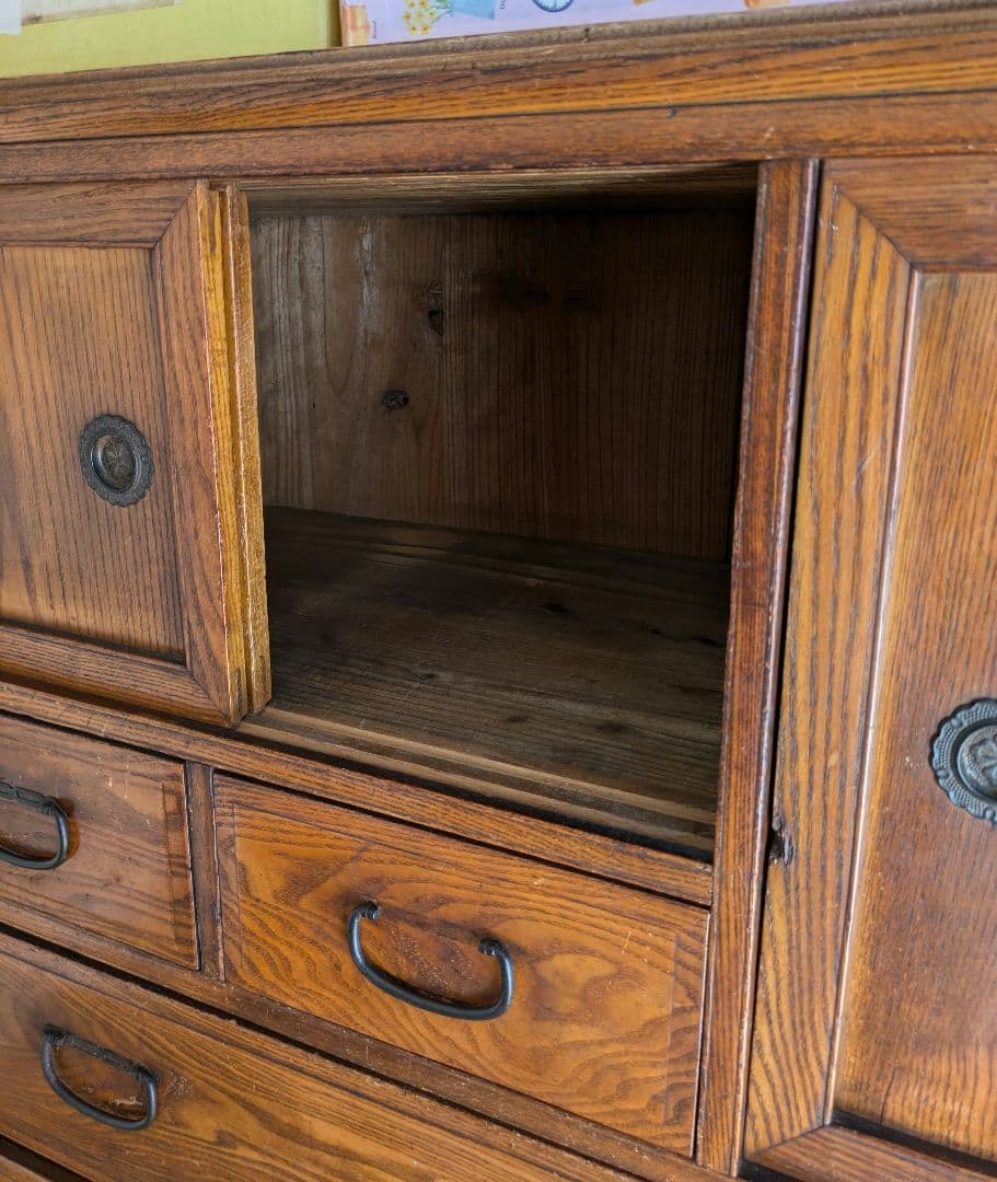 骨董品　木製和風箪笥　アンティーク　タンス