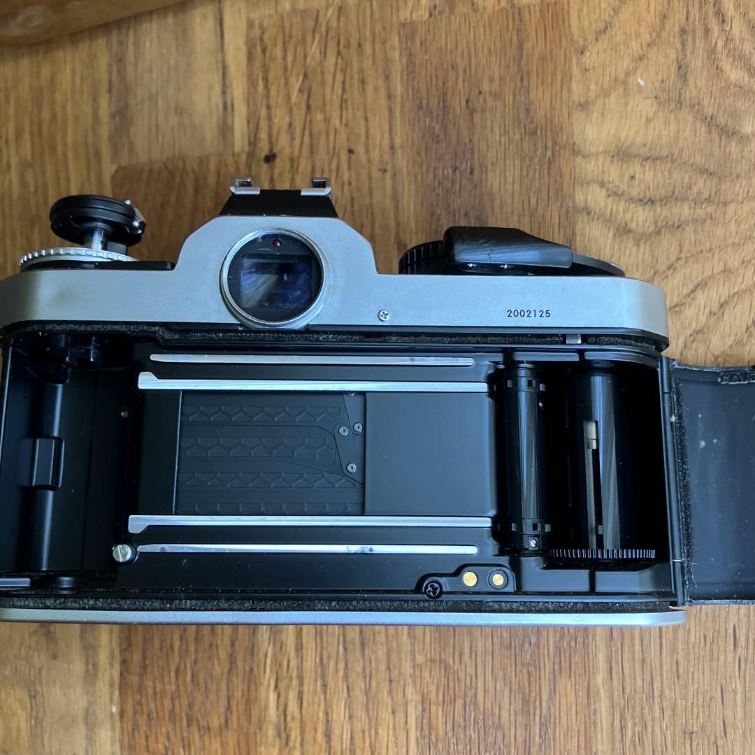 [美品]Nikon FE2 一眼レフカメラ　おまけジャンクMD-12