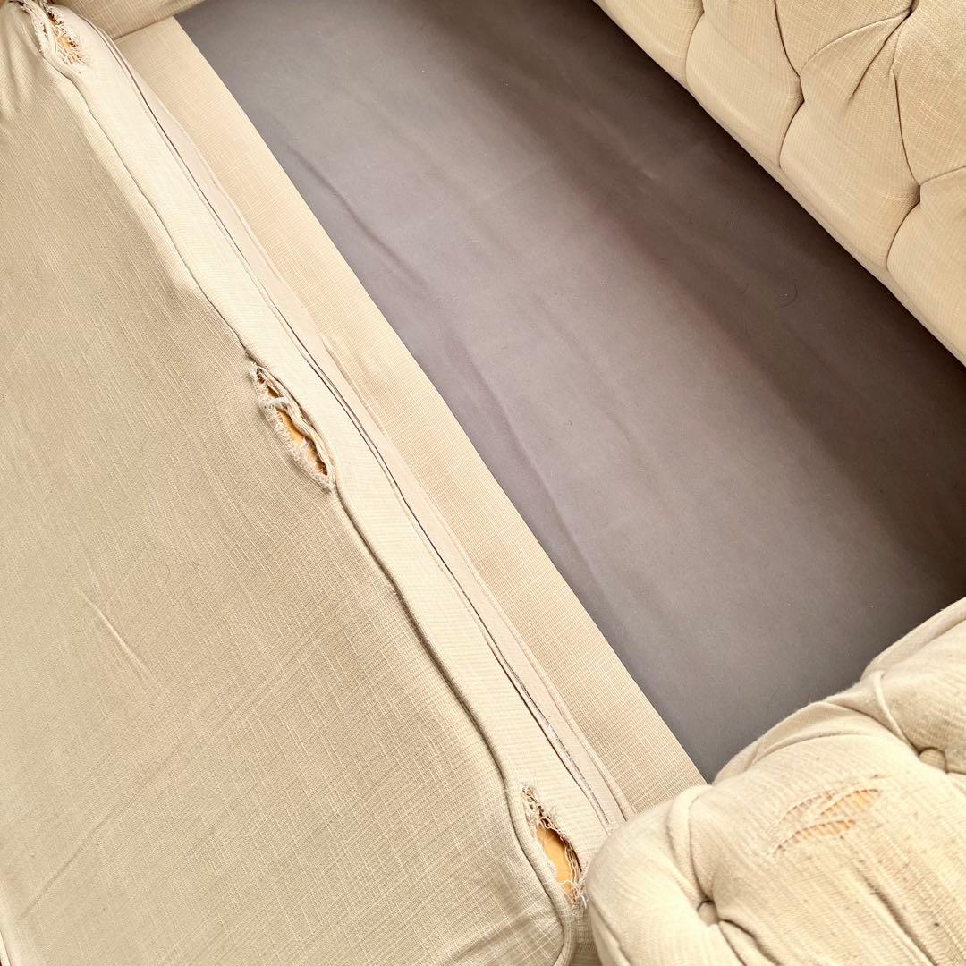 レア物【完売】kinoチェスターフィールドスタイル ラブソファー アイボリー