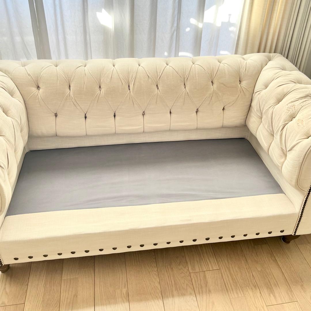 レア物【完売】kinoチェスターフィールドスタイル ラブソファー アイボリー