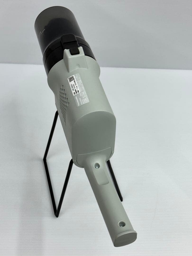 27分　純正バッテリー付き　Panasonic 掃除機　MC-SB33J 本体