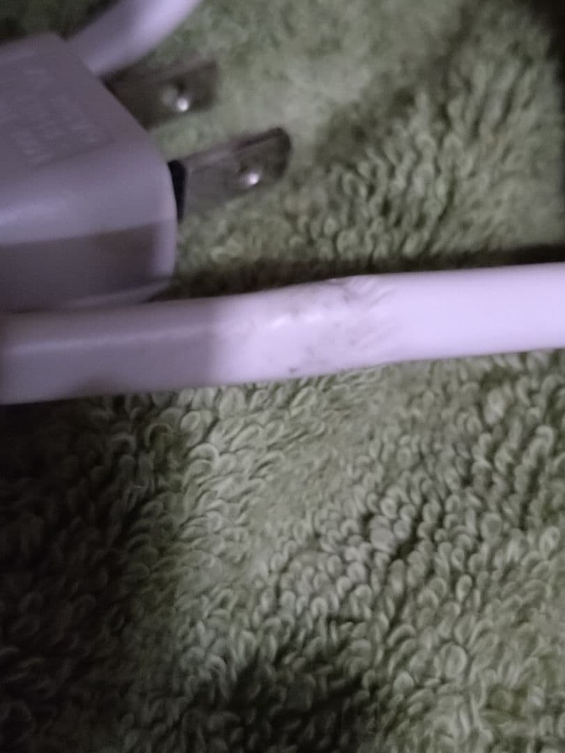 特価アイリスオーヤマ除湿機衣類乾燥 除湿　キャスター付コンプレッサー式　20年製