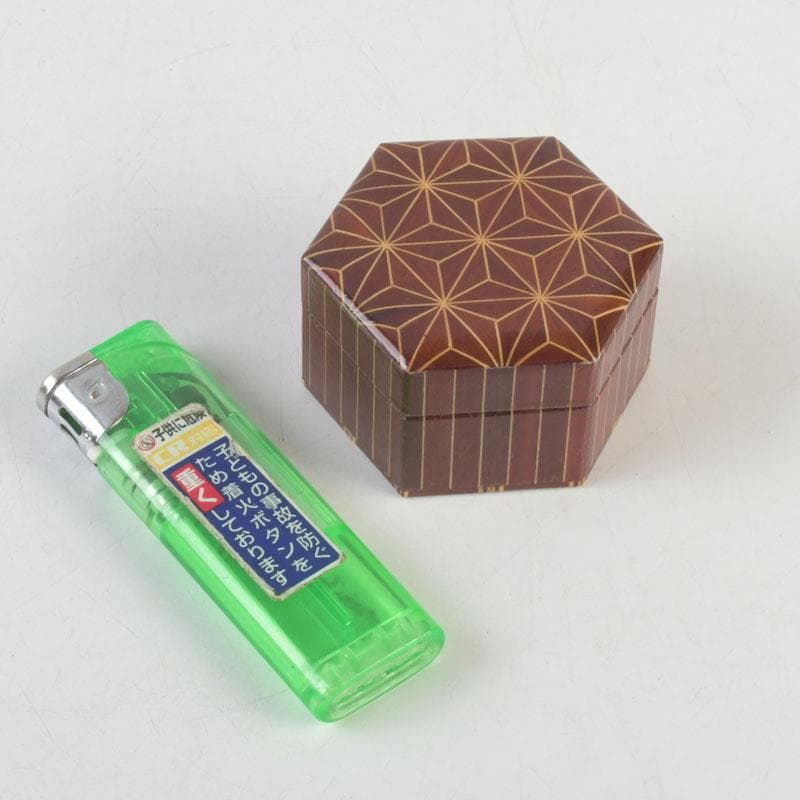 茶道具　鷹の巣　箱根寄木細工　六角香合　箱付　V　9703