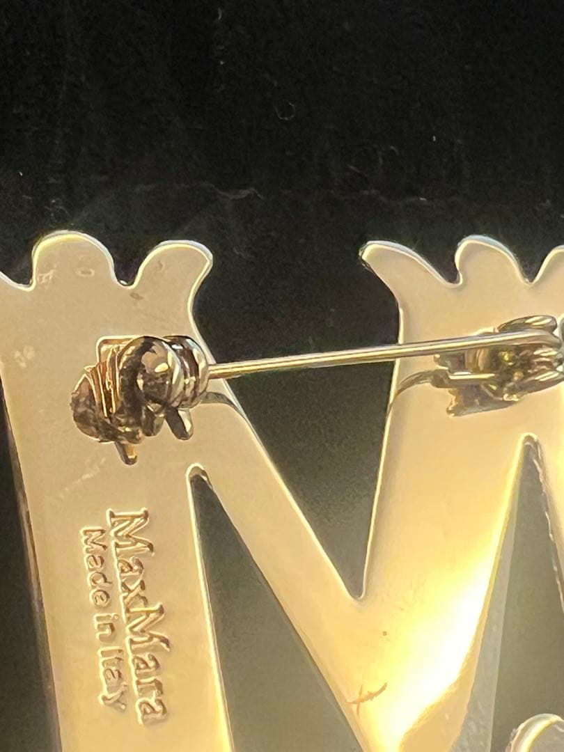 MAX MARA クリスタル ブローチ OPホワイト