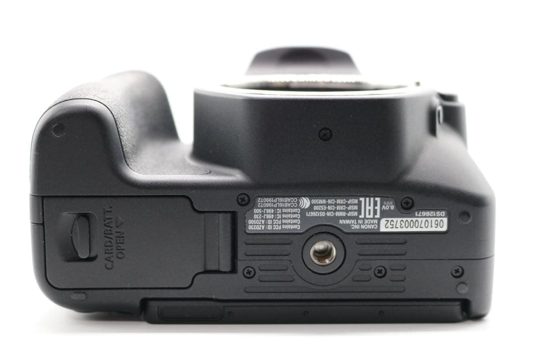 超美品ですが… 【Canon EOS Kiss X9 ダブルレンズセット】