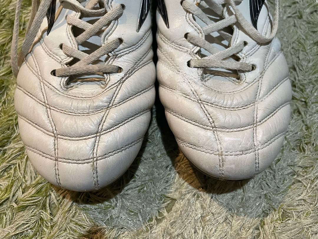 ミズノ　モレリアネオ3Japan 24cm