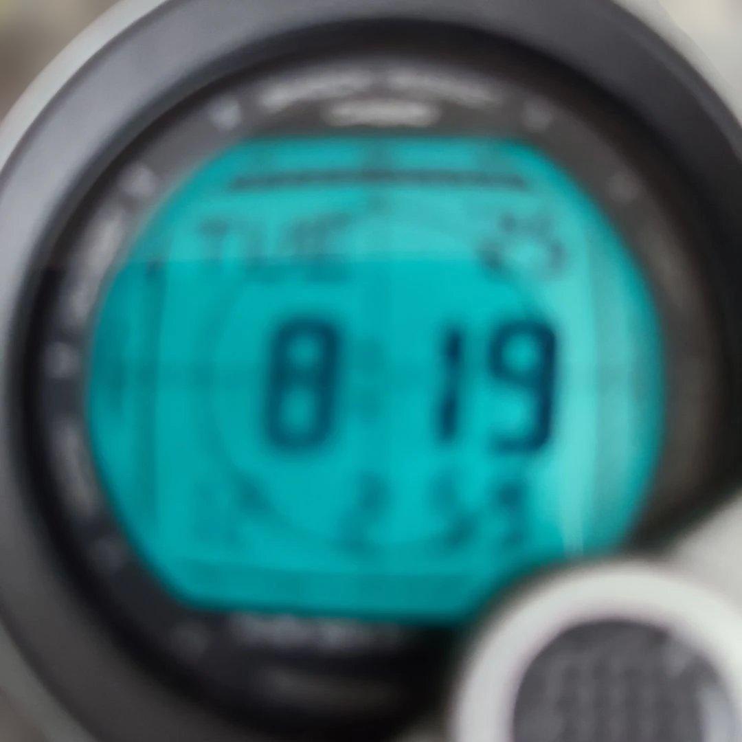 【美品】G-SHOCK G-8000B-2V シルバー