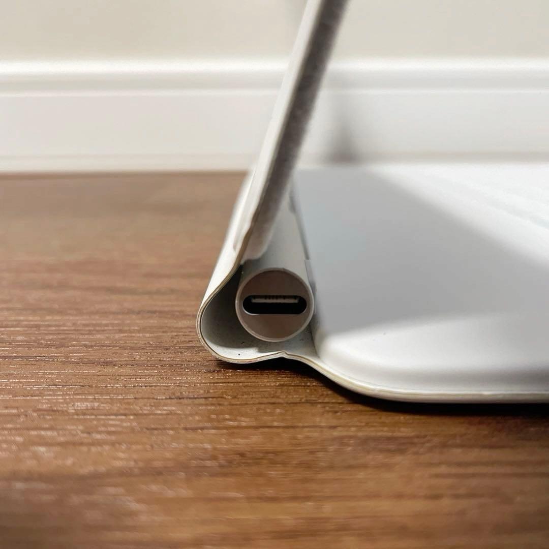 Apple iPad Magic Keyboard 12.9インチ A2480