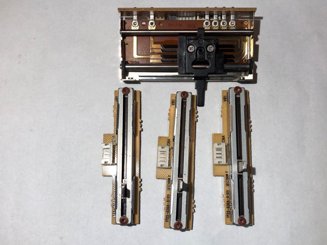 VESTAX ベスタクス　PCV-275 縦横フェーダーメンテナンス