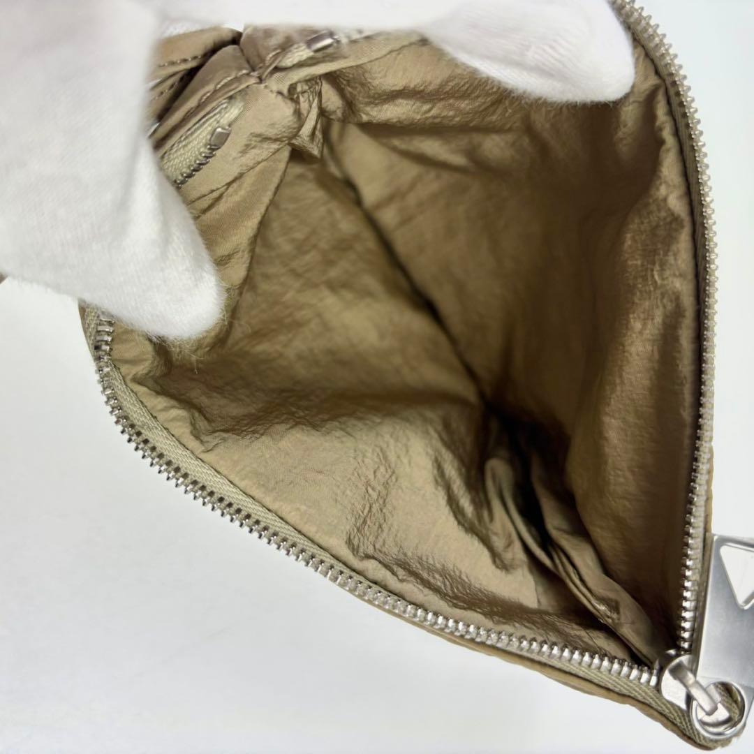 ボッテガヴェネタ ボディバッグ ウェビングワン アイボリー イントレ