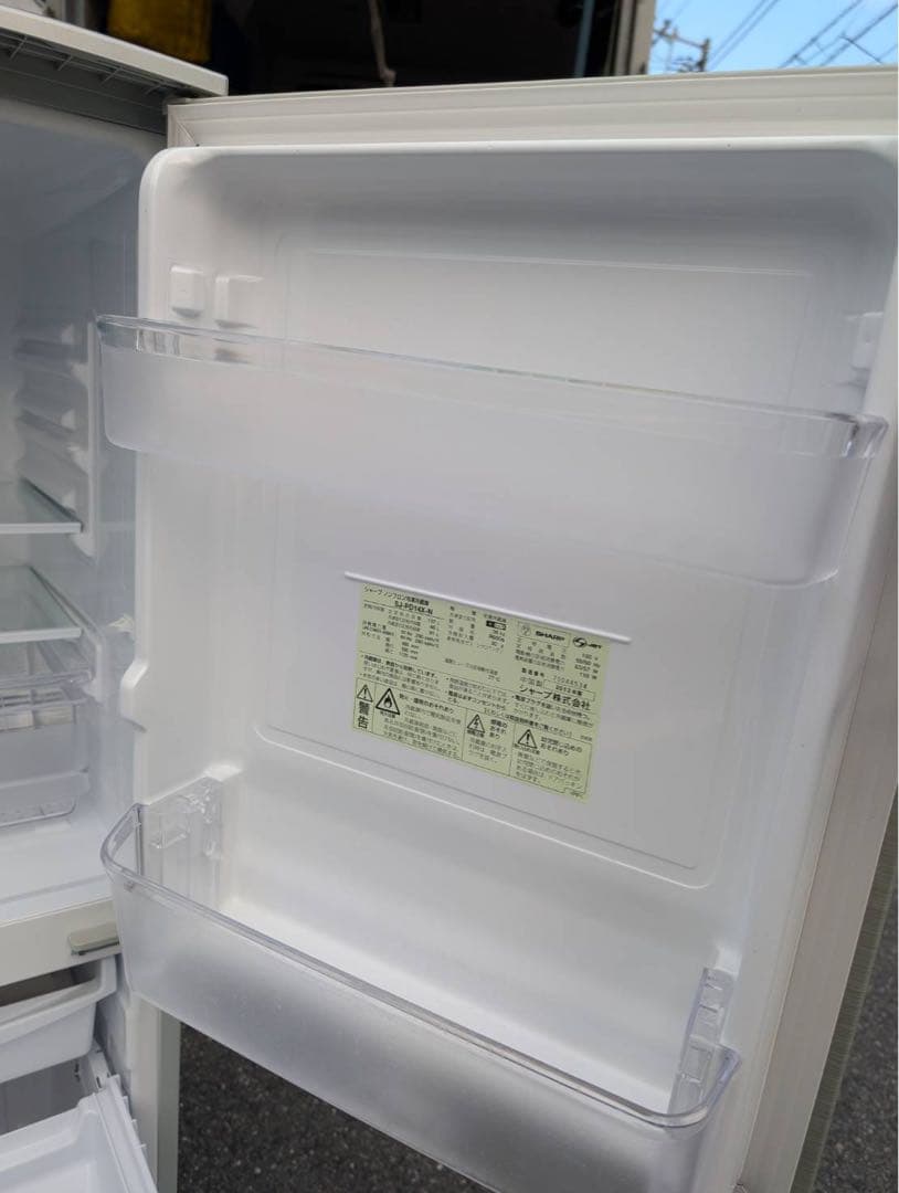 ＊東京都付近取引限定＊SHARP 137L冷蔵庫 2013年SJ-PD14X-N